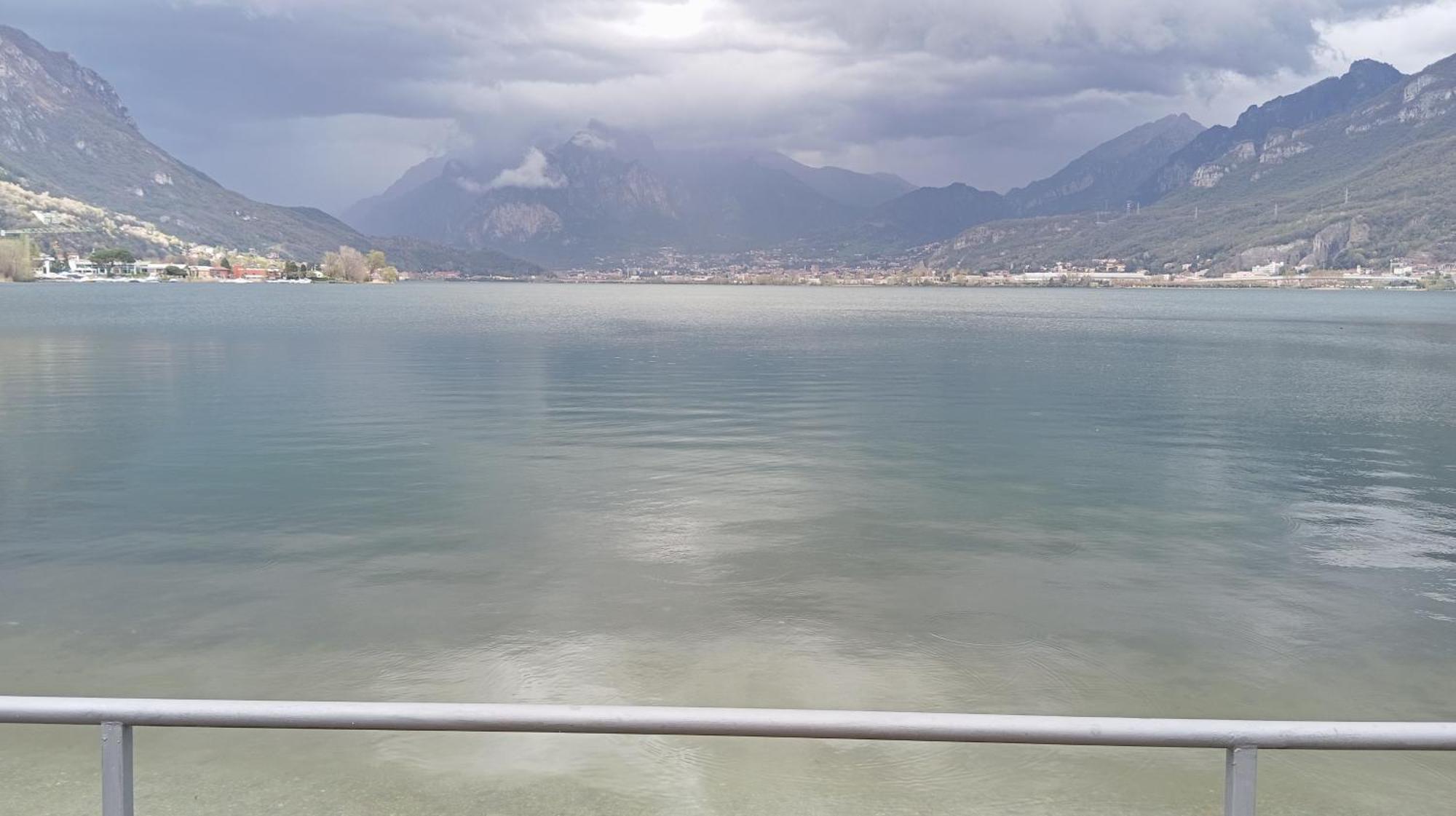 La Dimora Dei Due Laghi Panzió Calolziocorte Kültér fotó
